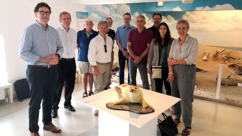 Willem Schreurs (International Meuse Commission), Slavomir Vosika (International Commission for the Protection of the Elbe), Klaus Schöpfer (Wadden Sea World Heritage Visitor’s Center), Arnould Lefébure (International Scheldt Commission), Roger Staves (Wadden Sea World Heritage Visitor’s Center), Rüdiger Strempel (CWSS), Dragan Zeljko (International Sava River Basin Commission), Ivan Zavadsky (International Commission for the Protection of the Danube River), Sarah Tiefenauer-Linardon (Convention on the Protection and Use of Transboundary Watercourses and International Lakes/United Nations Economic Commission for Europe), Anne Schulte-Wülwer-Leidig (International Commission for the Protection of the Rhine). CWSS.